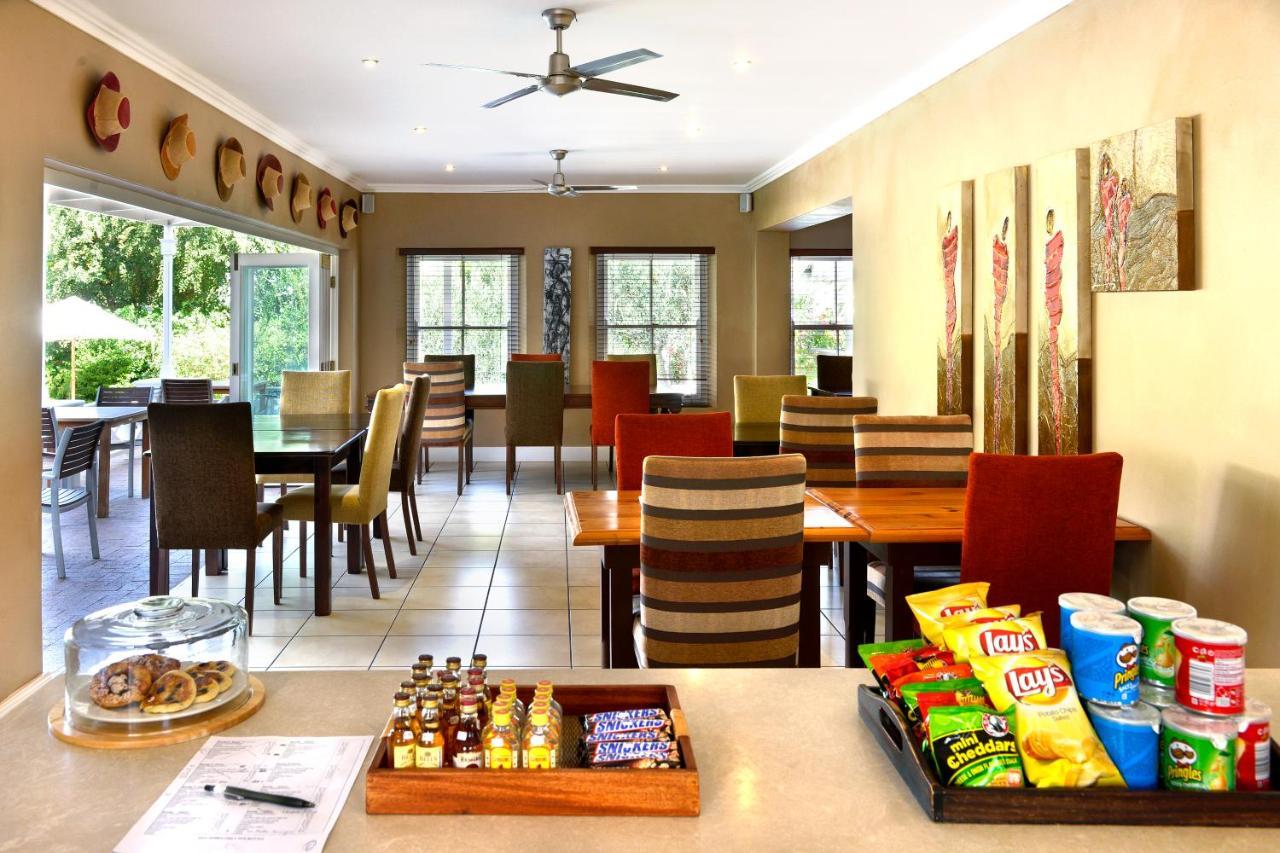 Plumwood Boutique Hotel By The Living Journey Collection ฟรันเชิค ภายนอก รูปภาพ